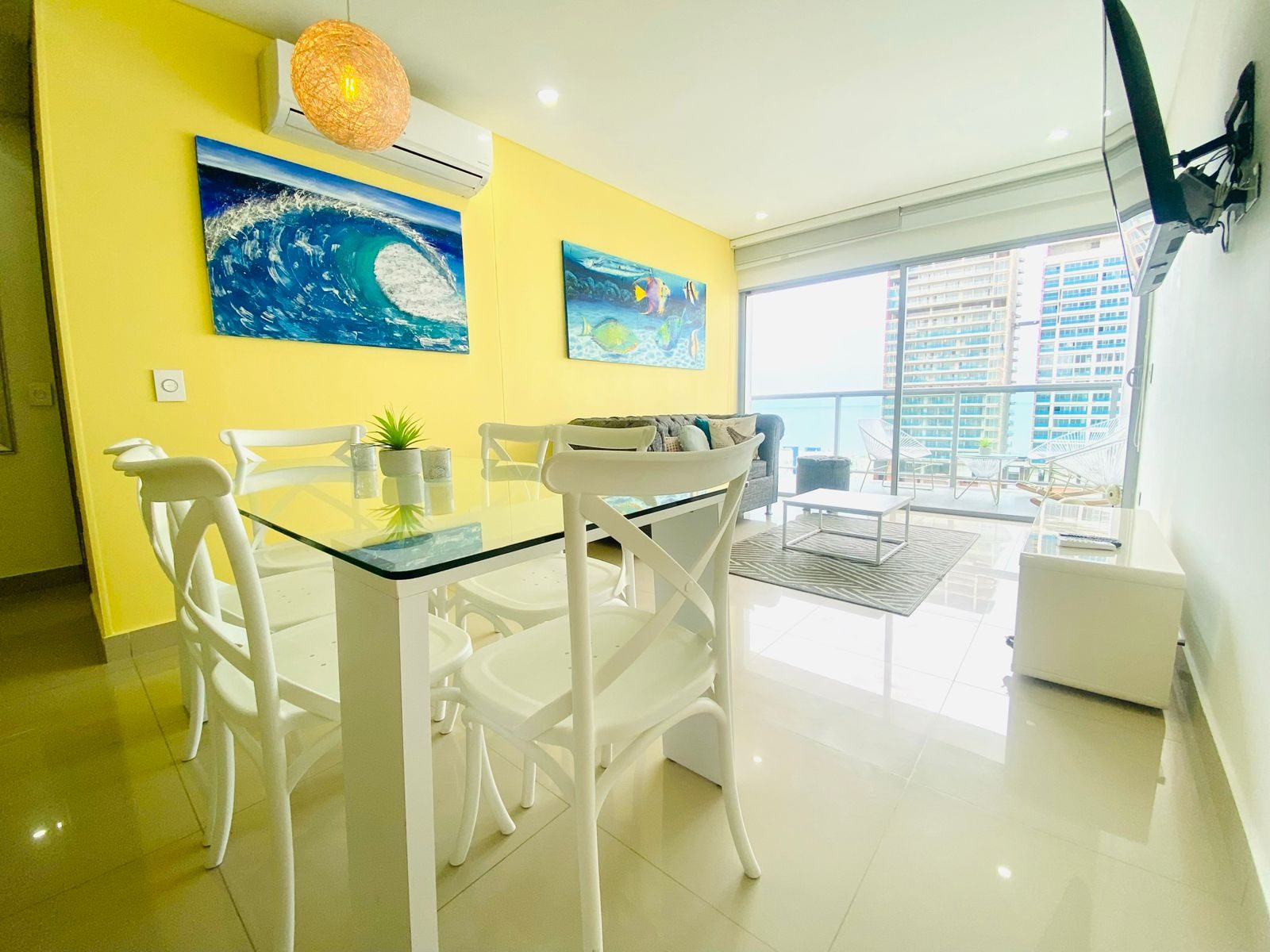Comedor apartmento cartagnea Bocagrande